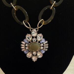 Elegant Multi-Color Pendant Necklace